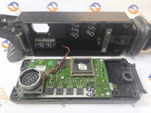 Разблокировка джойстика селектора КПП CARRARO CA0142658 (142658) Komatsu WB97R-2, WB97S-2